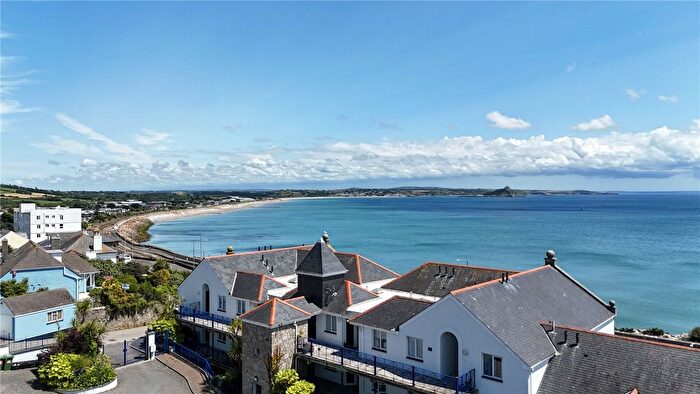 2 Bedroom Flat For Sale In Penrose Court, Penzance, TR18