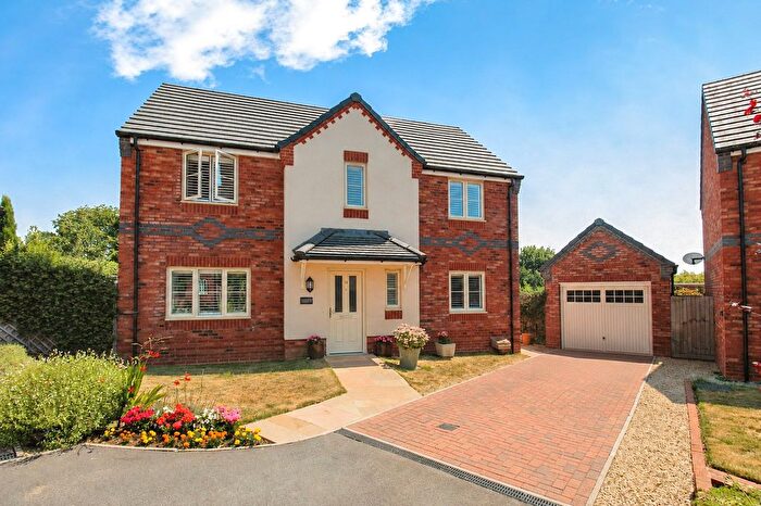 4 Bedroom Detached House For Sale In Centenary Close, Hilperton, BA14