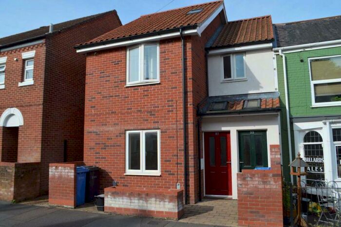 2 Bedroom Flat To Rent In Adelaide Street, NR2