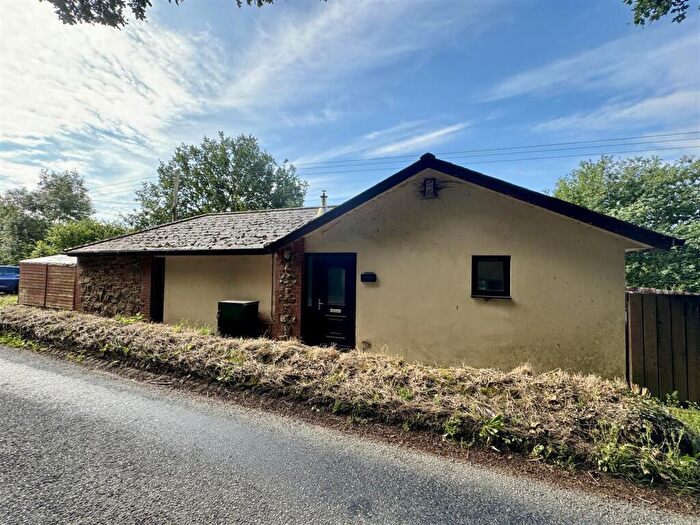 2 Bedroom Detached Bungalow For Sale In Chawleigh, EX18