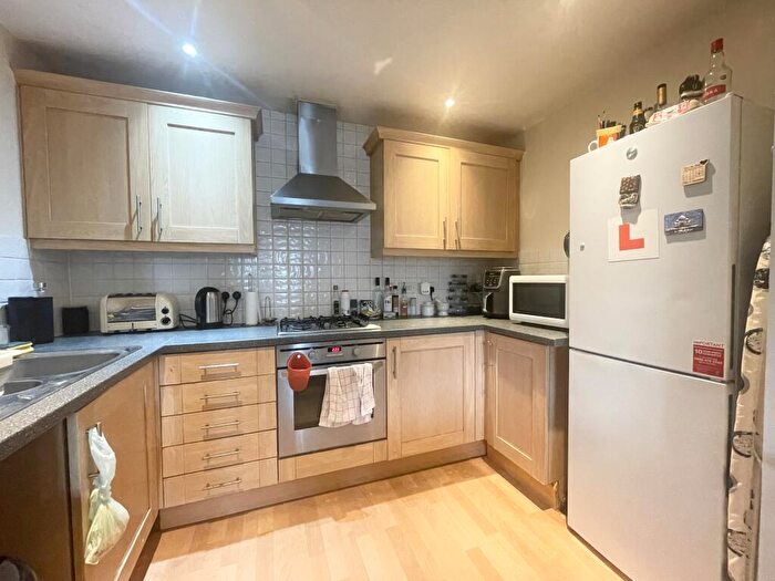 2 Bedroom Flat To Rent In Pettacre Close, SE28