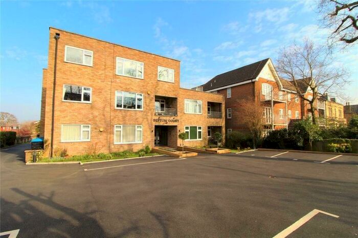 1 Bedroom Flat To Rent In Sefton Court, Enfield, EN2