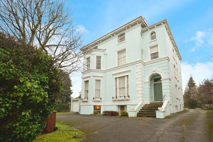 2 Bedroom Apartment For Sale In East Approach Drive, Cheltenham, Gloucestershire, GL52