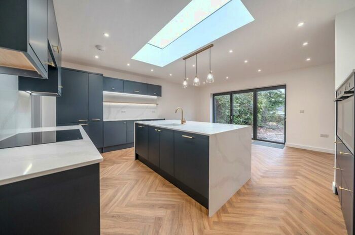 4 Bedroom Detached House To Rent In Common Close, Hiltingbury, Chandler's Ford, Hampshire, SO53