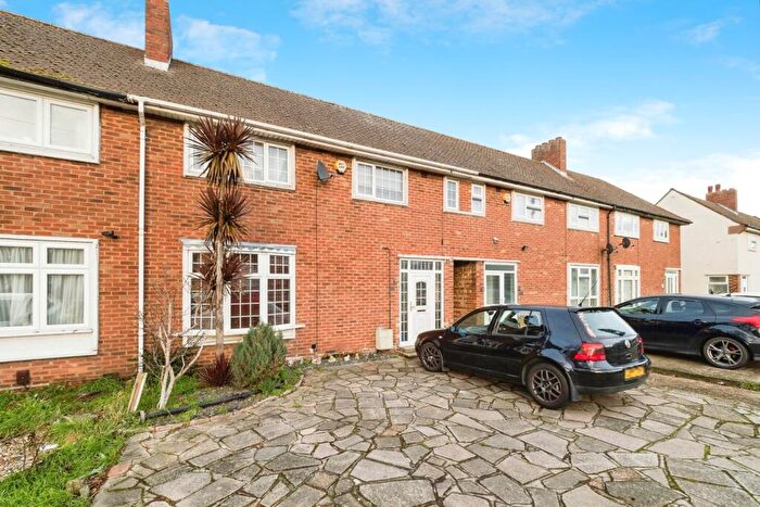 2 Bedroom Terraced House For Sale In White Hart Lane, Romford, RM7