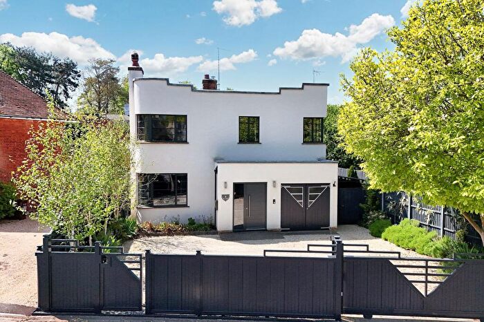 4 Bedroom Detached House For Sale In Duchess Drive, Newmarket, CB8