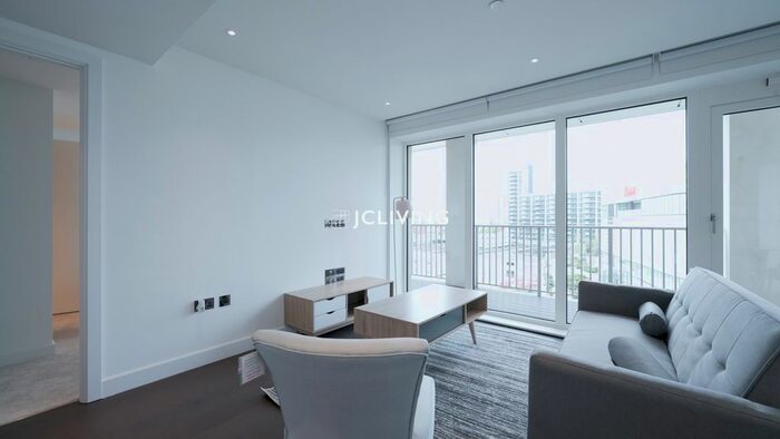 2 Bedroom Flat To Rent In Belvedere Row, White City Living, W12