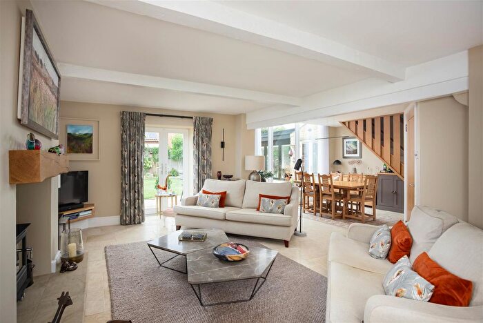 4 Bedroom Detached House For Sale In The Haybarn, Hall Park Road, Walton, Wetherby, LS23