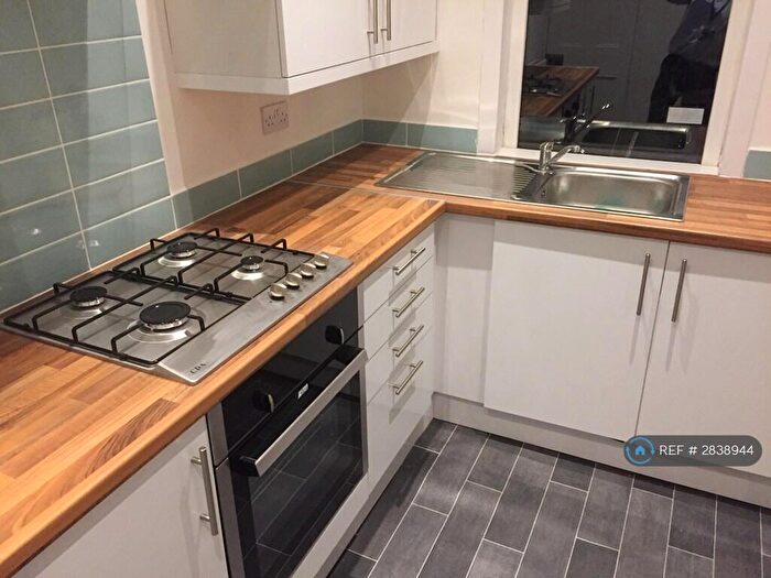 2 Bedroom Terraced House To Rent In Woodside Avenue, Leeds, LS4