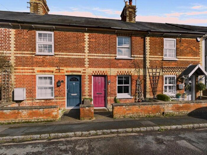 2 Bedroom Terraced House For Sale In College Road South, Aston Clinton, Aylesbury, HP22