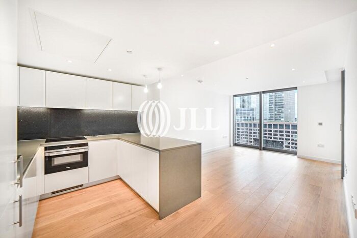 1 Bedroom Flat To Rent In Landmark Pinnacle, Marsh Wall, E14