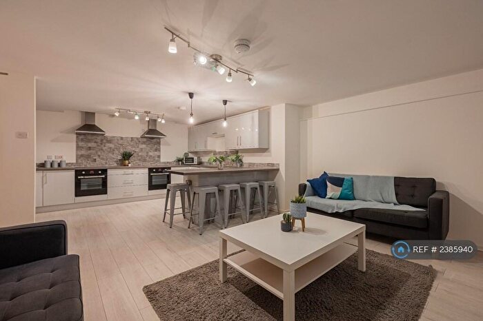 7 Bedroom Flat To Rent In Trafalgar Street, Sheffield, S1