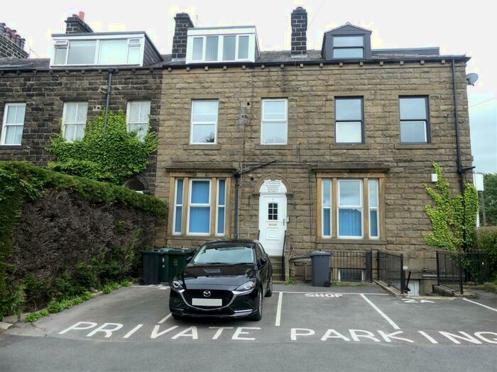 2 Bedroom Apartment To Rent In Alexandra Crescent, Ilkley, LS29