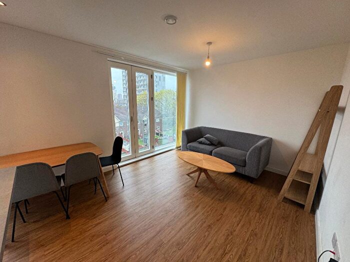 2 Bedroom Apartment To Rent In City Road, Hulme, Manchester, M15