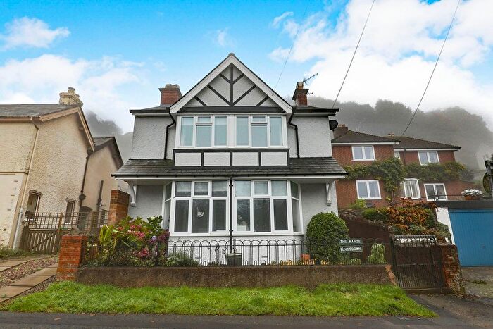 3 Bedroom Flat For Sale In Jubilee Drive, Upper Colwall, Malvern, WR13