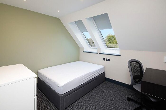 5 Bedroom Private Hall To Rent In Flat, Sar Court, Woodland Way, Canterbury, Kent, CT2