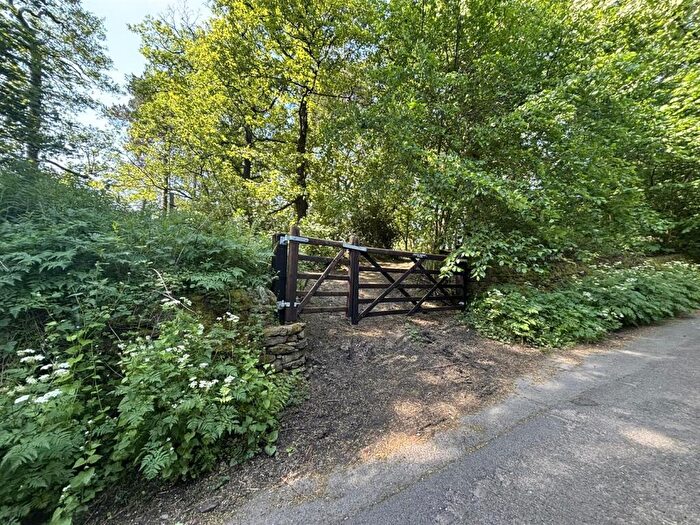 Land For Sale In Woodland At The Wash, Chapel-En-Le-Frith, SK23