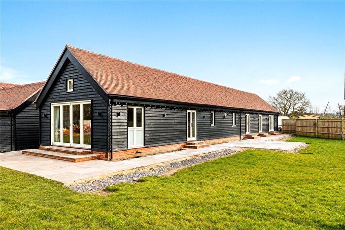 3 Bedroom Detached House To Rent In Clay Lane, Jacob's Well, Guildford, Surrey, GU4