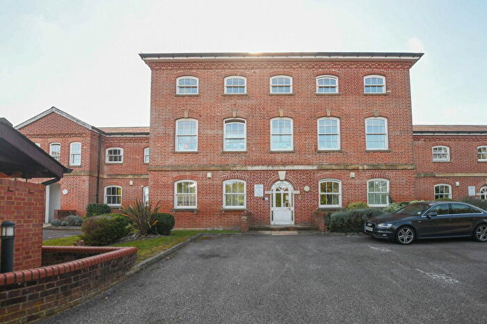 1 Bedroom Flat For Sale In George Roche Road, Canterbury, CT1