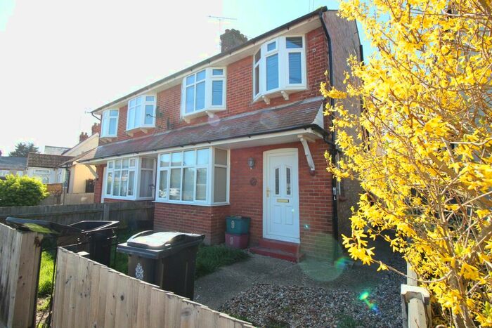 2 Bedroom Flat To Rent In Branston Road, Clacton-on-Sea, CO15