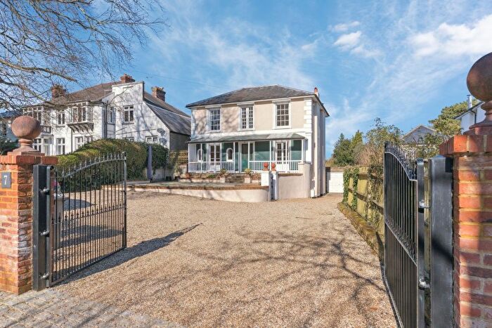 4 Bedroom Detached House To Rent In Castle Hill Terrace, Maidenhead, Berkshire, SL6