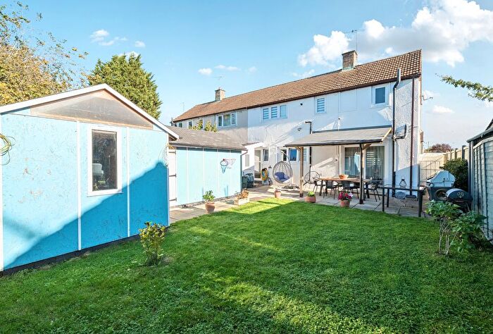 3 Bedroom Semi-Detached House For Sale In Howell Road, Cheltenham, Gloucestershire, GL51