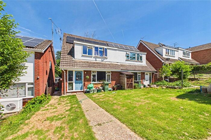 4 Bedroom Semi-Detached House To Rent In Sandbrooke Walk, Burghfield Common, Reading, Berkshire, RG7