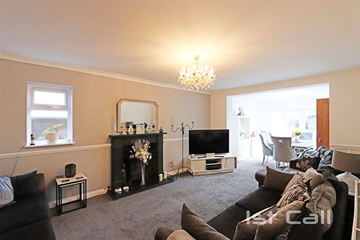 2 Bedroom Detached Bungalow For Sale In Goldsworthy Drive, Great Wakering, Southend-On-Sea, SS3