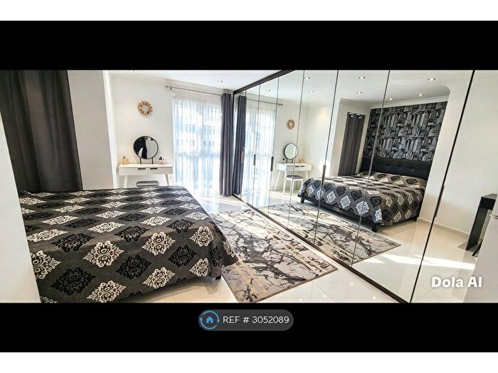 1 Bedroom Flat To Rent In Metro Apartments, Woking, GU21