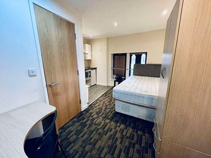Studio To Rent In Flat, Gladstone Buildings, St James Row, S1
