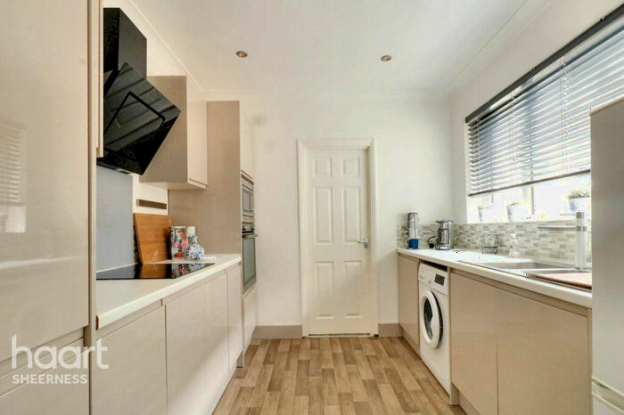 1 Bedroom Flat For Sale In Broadway, Sheerness, ME12