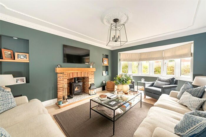 5 Bedroom Detached House For Sale In Sundon Road, Harlington, Dunstable, Bedfordshire, LU5