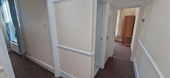 2 Bedroom Flat To Rent In Hillfield Park, Muswell Hill, London, N10