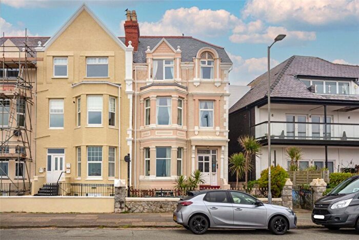 Apartment For Sale In West Parade, Llandudno, Conwy, LL30
