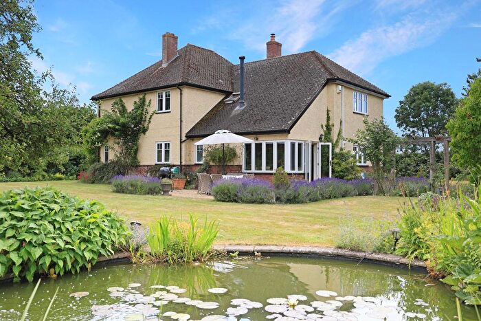 5 Bedroom Detached House For Sale In Manor Road, Little Shelford, Cambridge, CB22