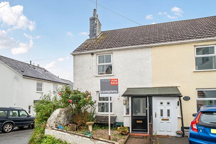 2 Bedroom Cottage For Sale In Fore Street, Chudleigh, TQ13