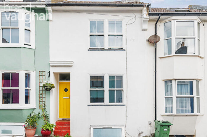 3 Bedroom Terraced House To Rent In Lincoln Street, Brighton, BN2