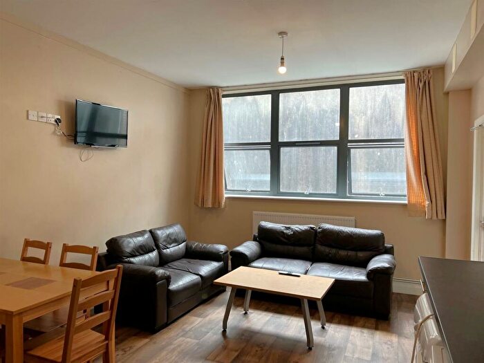5 Bedroom Apartment To Rent In St. Augustines Parade, Bristol, BS1