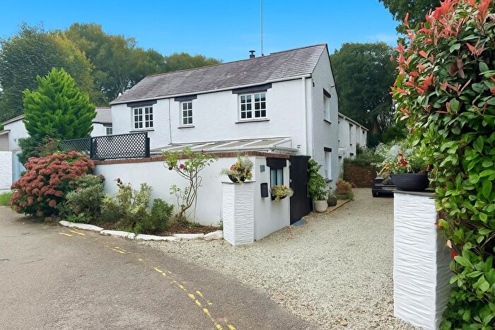 2 Bedroom Cottage For Sale In Grannys Lane, Perranporth, TR6