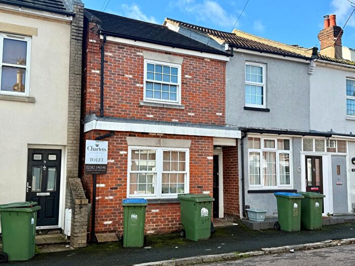 3 Bedroom Terraced House To Rent In Dover Street, Southampton, Hampshire, SO14
