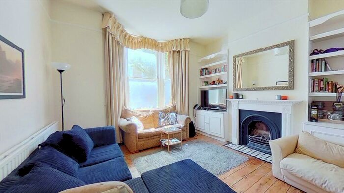3 Bedroom Semi-Detached House To Rent In Salcott Road London, SW11