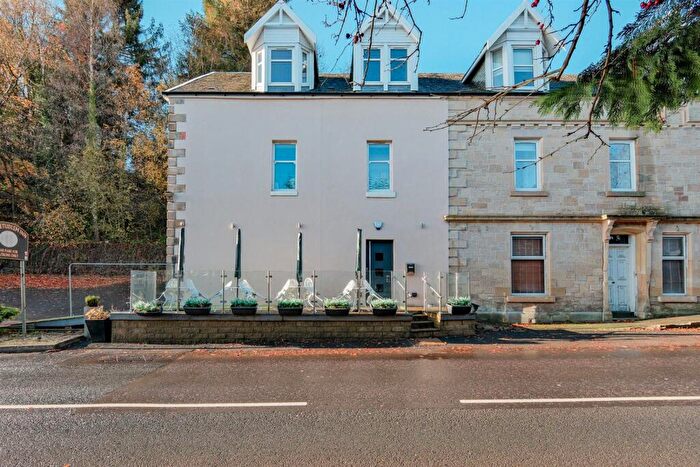 2 Bedroom Flat To Rent In Blair Road, Crossford, Carluke, ML8