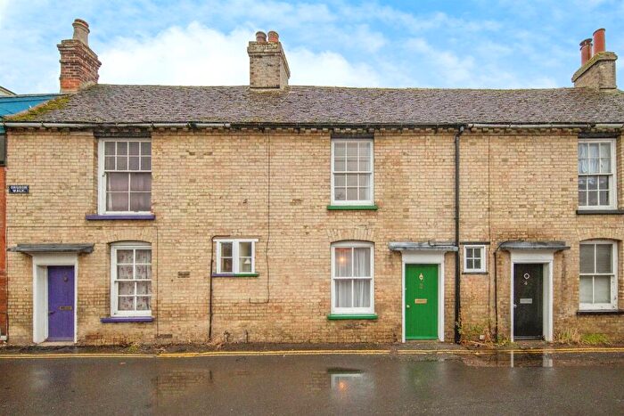 2 Bedroom Terraced House For Sale In Church Walk, Sudbury, CO10