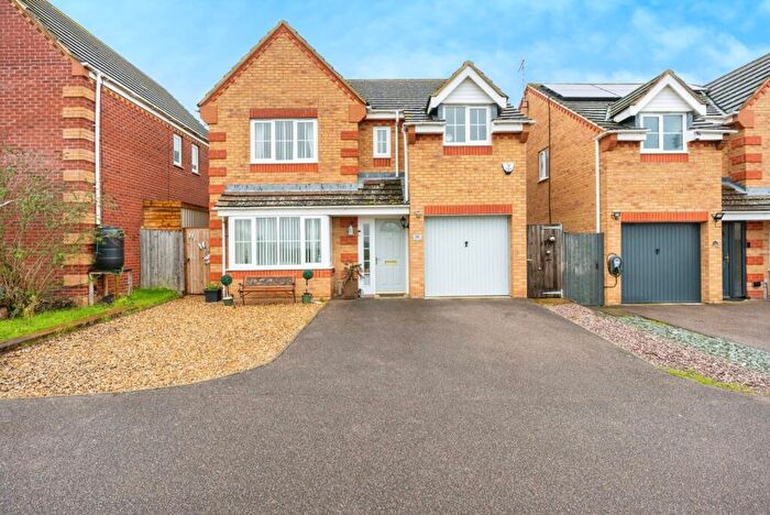 4 Bedroom Detached House For Sale In Shackleton Close, Shortstown, Bedford, Bedfordshire, MK42