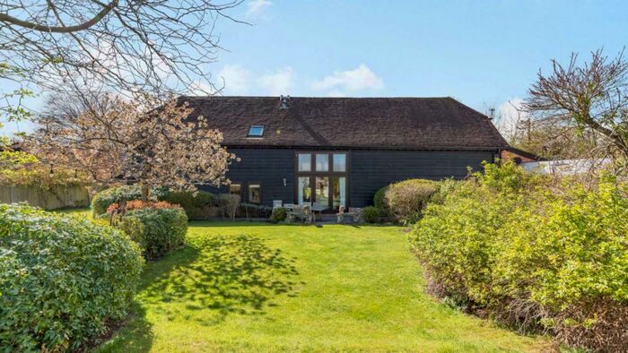 6 Bedroom Detached House For Sale In Little London, Tadley, RG26