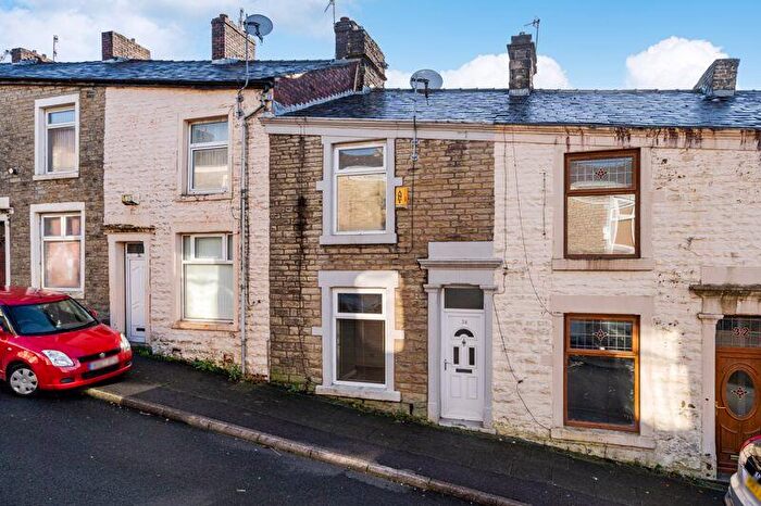 2 Bedroom Terraced House To Rent In Snape Street, Darwen, Lancashire. ** Available Now**, BB3