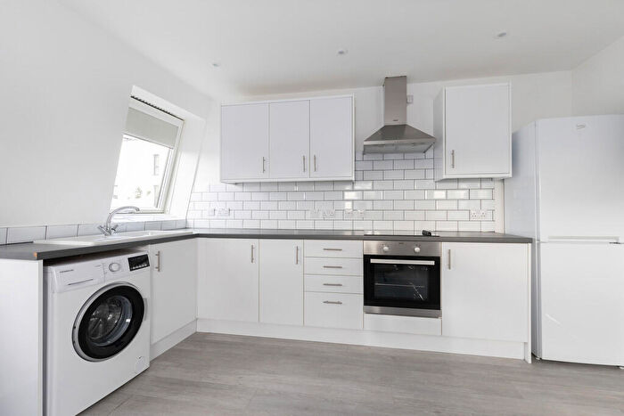 2 Bedroom Apartment To Rent In High Street, Cheltenham, GL50