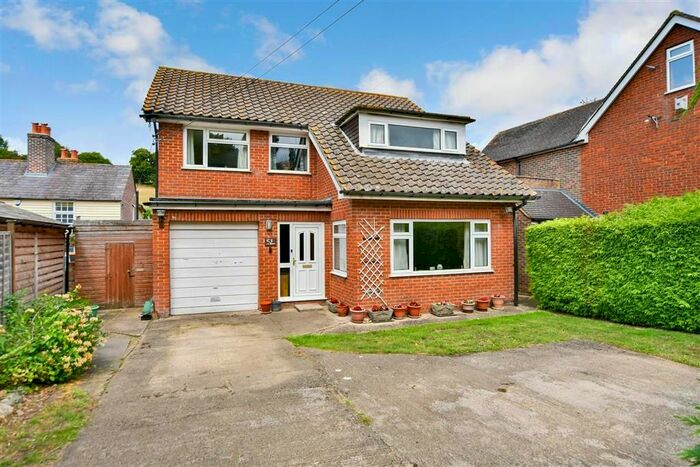 4 Bedroom Detached House For Sale In The Street, Newnham, Sittingbourne, Kent, ME9