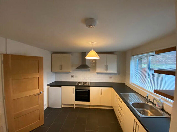 3 Bedroom Terraced House To Rent In Thistleberry Avenue, Staffordshire, ST5