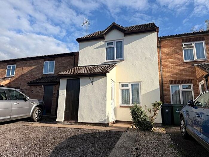 2 Bedroom End Terrace House For Sale In Chestnut Way, Honiton, EX14